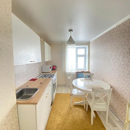 2-Х Комнатная Квартира Напротив Аквапарка Aqtöbe Exterior foto